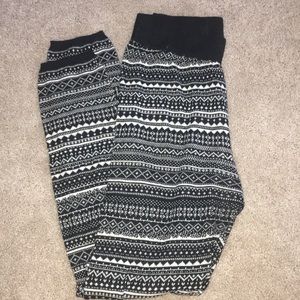 Black and white winter leggings!